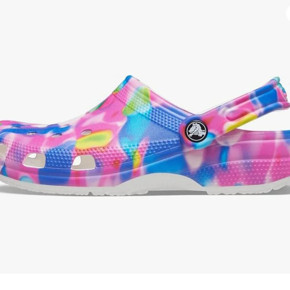 NWT Crocs Classic Solar Rainbow Clogs, tie dye, Women's 5, Men's 3 - Picture 4 of 5